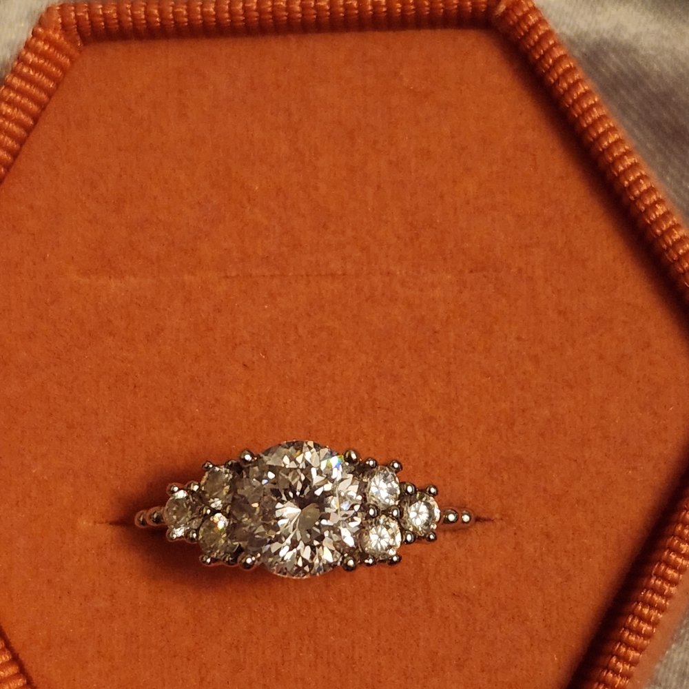 Elegant Silver Ring